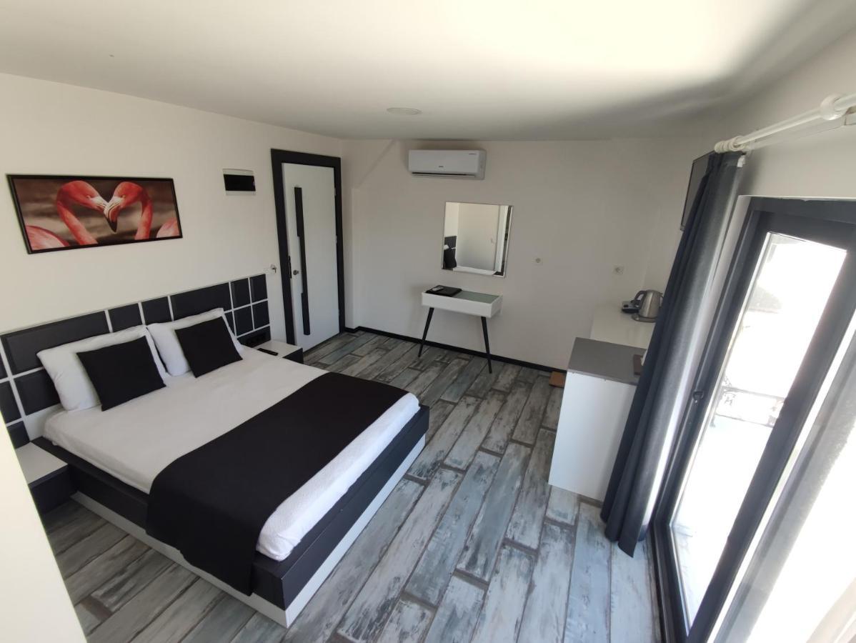 Wb Weekend Otel Bodrum Exteriör bild