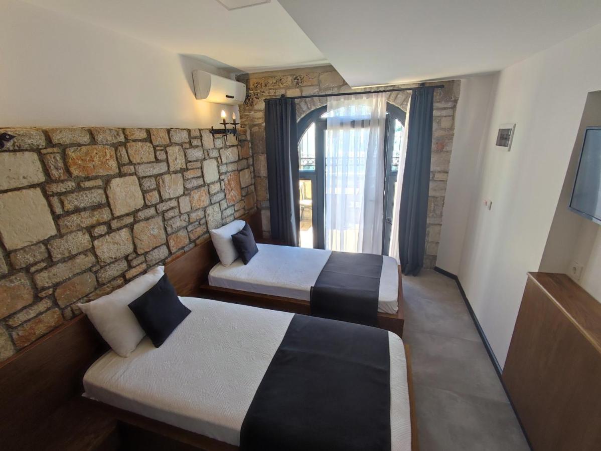 Wb Weekend Otel Bodrum Exteriör bild