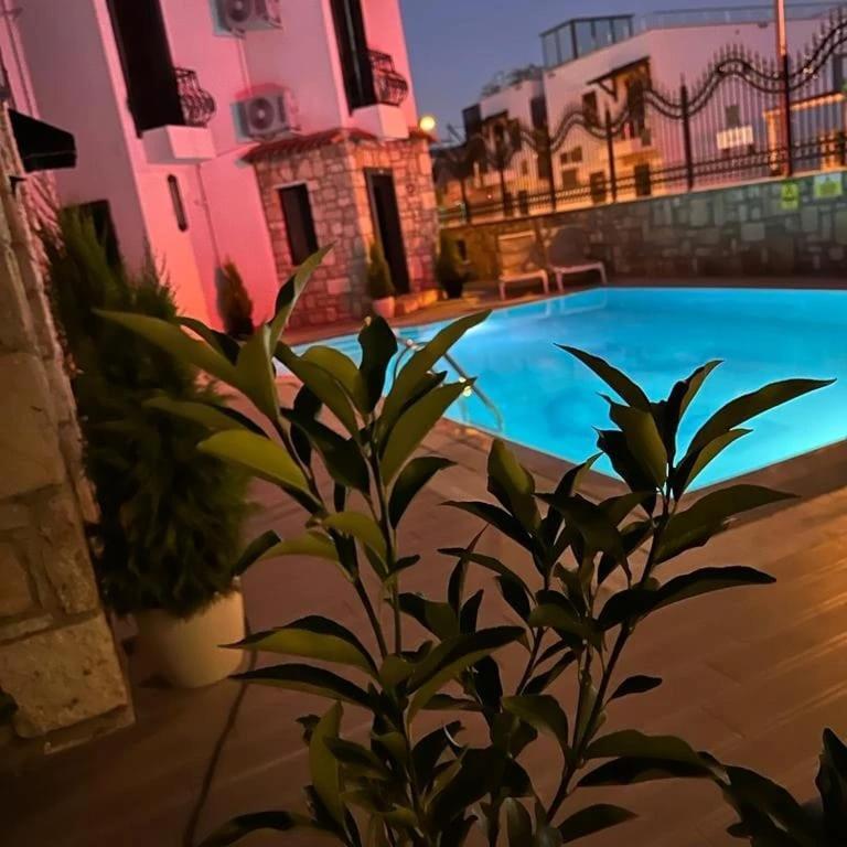 Wb Weekend Otel Bodrum Exteriör bild