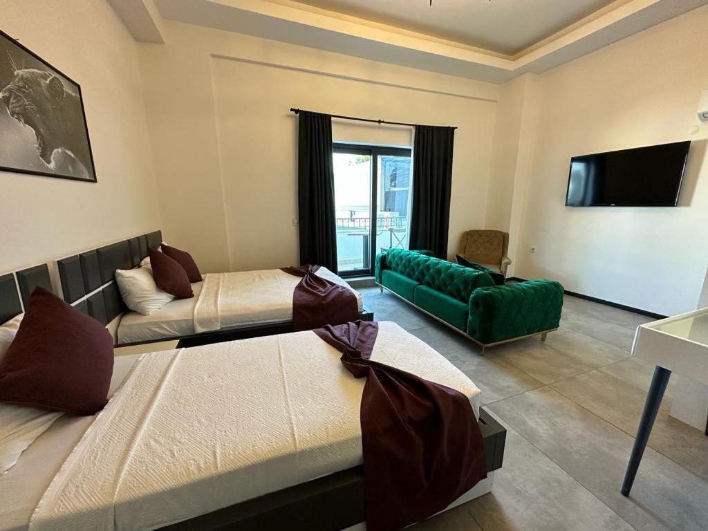 Wb Weekend Otel Bodrum Exteriör bild