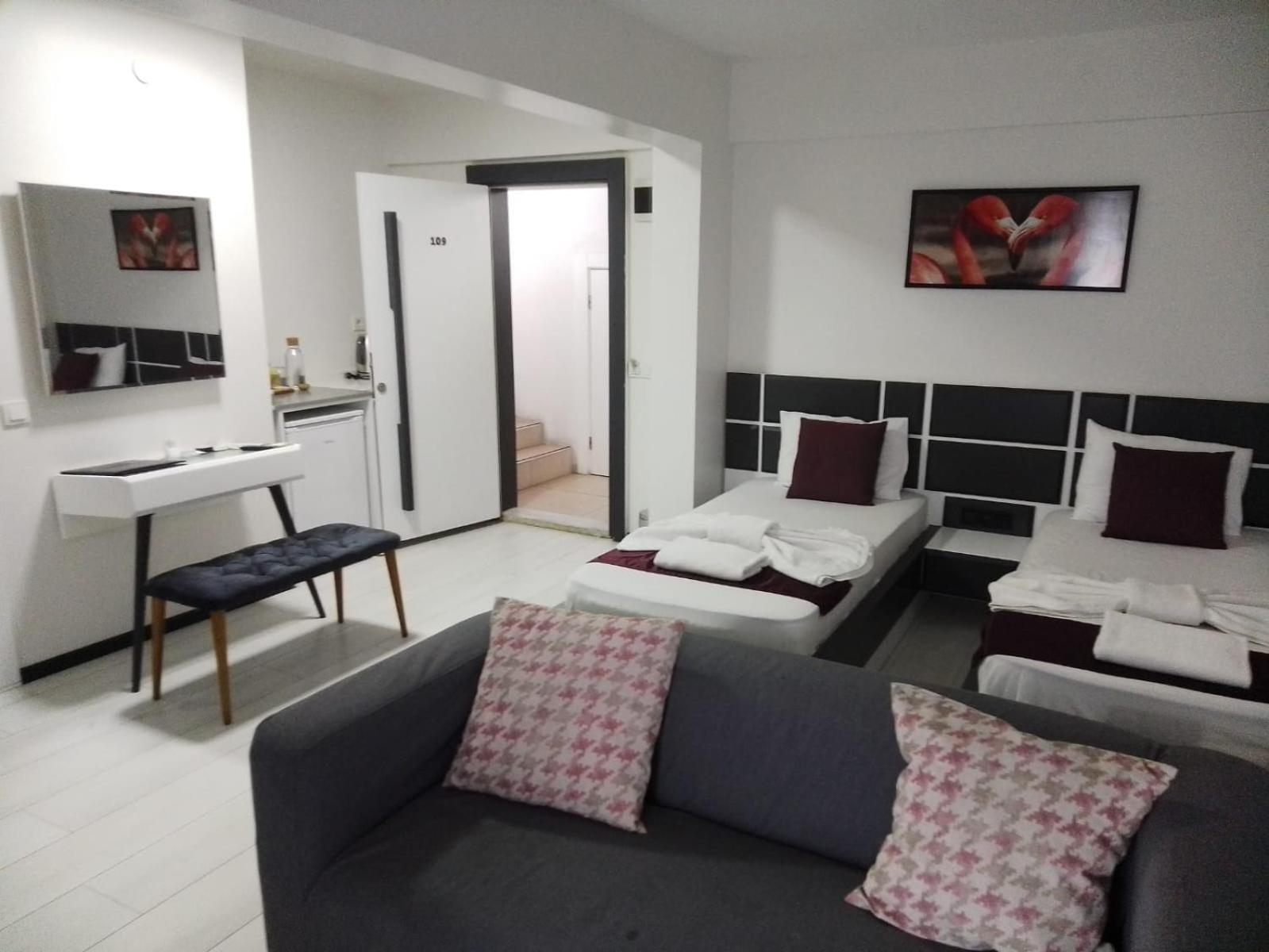 Wb Weekend Otel Bodrum Exteriör bild